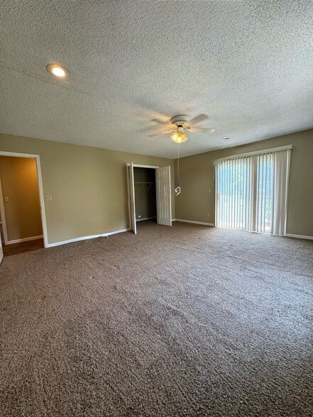 More Photos Of 751 Hunt St, Ashland Apartments For Sale