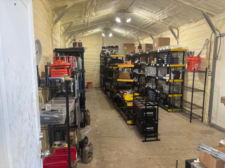 More Photos Of 13046 Highway 105 E, Conroe Industrial For Lease