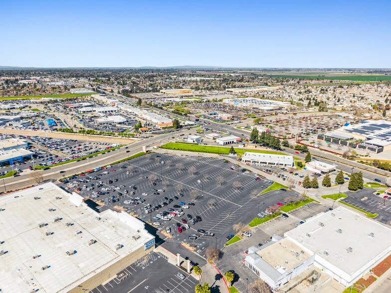 More Photos Of 7730 Holman Rd, Stockton Auto Repair For Sale