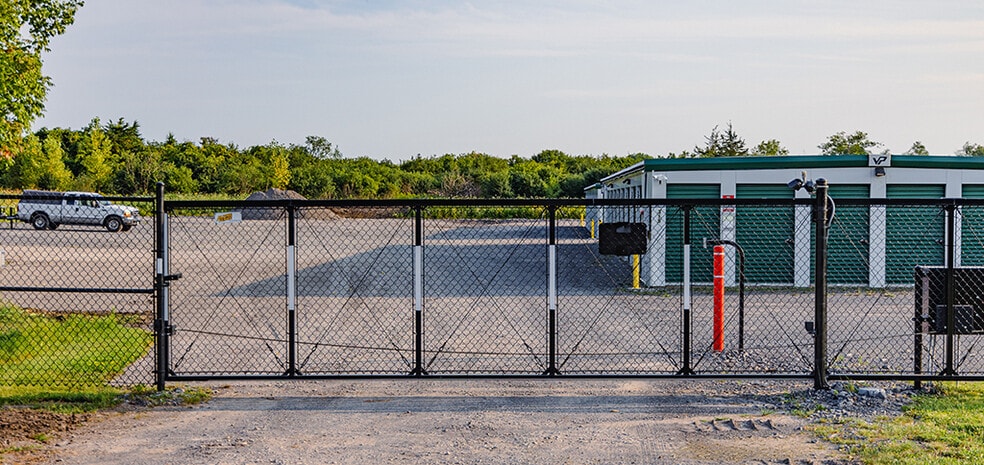More Photos Of 13552 Sulphur Springs Rd, Sackets Harbor Self Storage For Sale