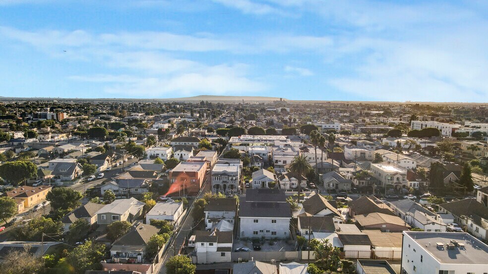 More Photos Of 2531 Folsom St, Los Angeles Apartments For Sale