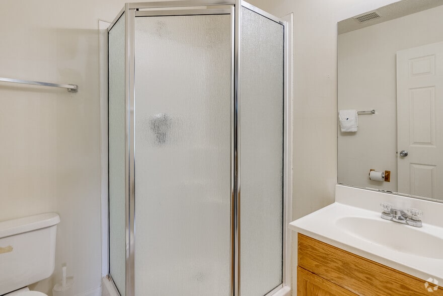 More Photos Of 5790 Highway 85, Riverdale Apartments For Sale