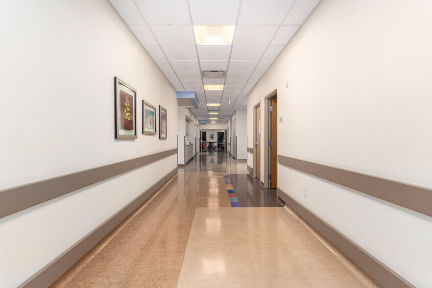 More Photos Of 3090 N 3rd Ave, Phoenix Medical For Sale