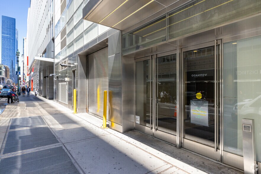 More Photos Of 1 Herald Sq, New York Office For Lease