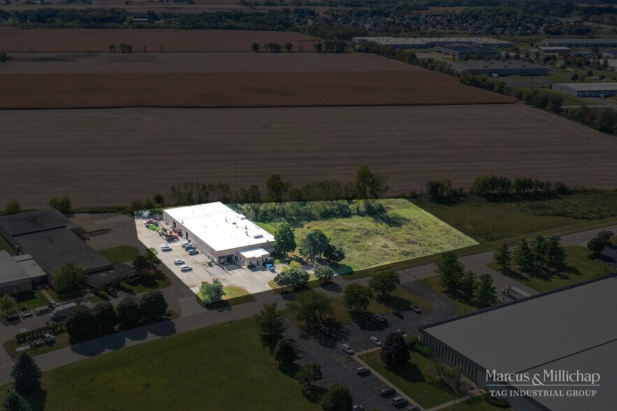 More Photos Of 965 Koopman Ln, Elkhorn Manufacturing For Sale