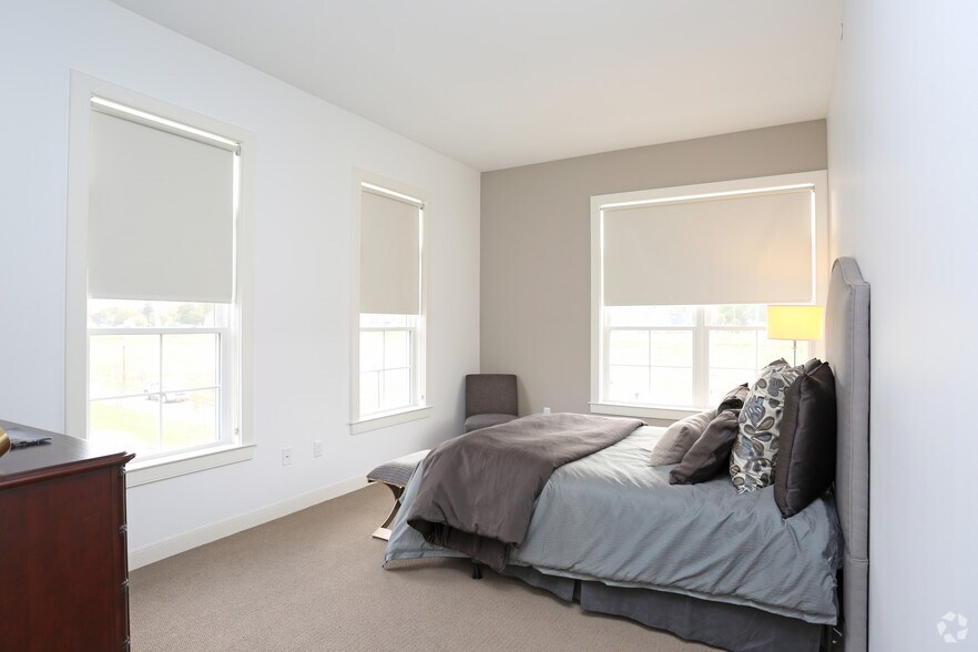 More Photos Of 164 Chalmers Ave, Buffalo Apartments For Sale