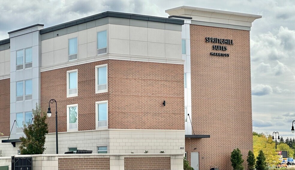 More Photos Of 648 Progress Ave, Munster Warehouse For Lease