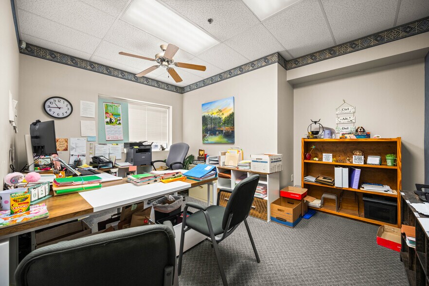 More Photos Of 816 University Pky, Natchitoches Office For Sale