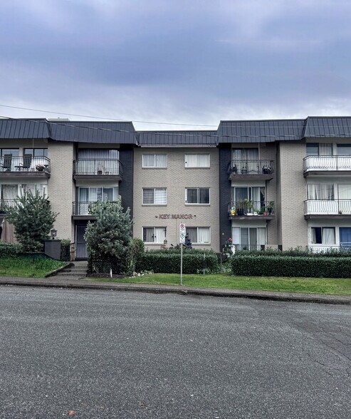 More Photos Of 610 Blackford St, New Westminster Apartments For Sale