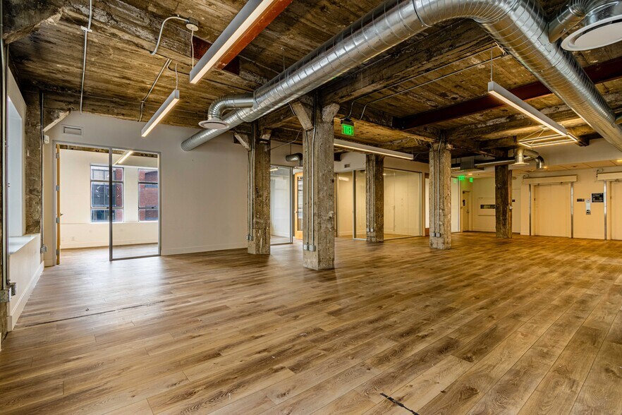 More Photos Of 1700 Broadway, Oakland Office For Lease