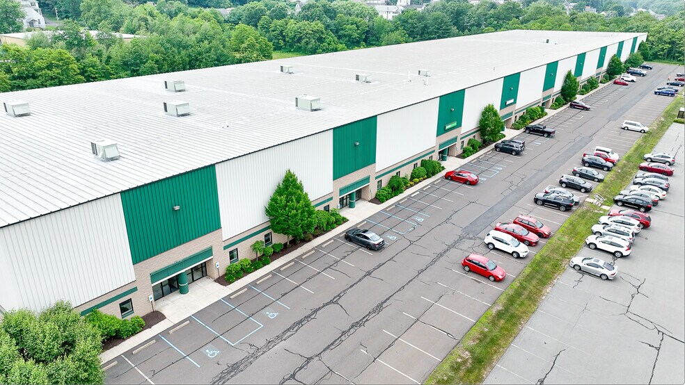 More Photos Of 1110 Hanover St, Wilkes-Barre Light Distribution For Lease
