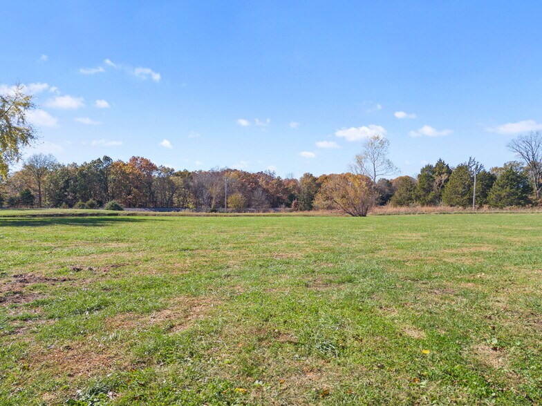 More Photos Of 29560 Reames Ln, Jonesburg Industrial For Sale