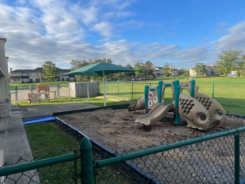 More Photos Of 6860 Fountains Blvd, West Chester Daycare Center For Lease