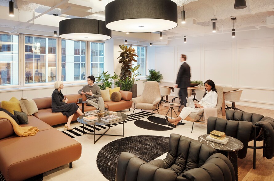 Primary Photo Of 300 Park Ave, New York Coworking Space