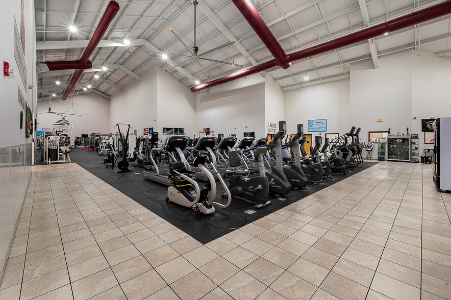 More Photos Of 10030 Callabridge Ct, Charlotte Freestanding For Sale