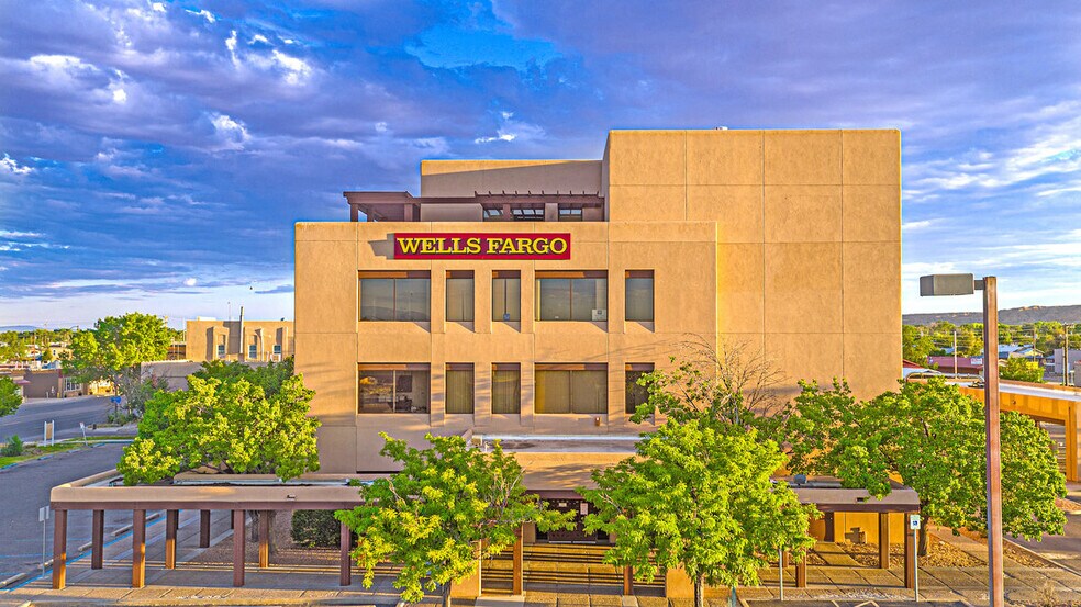 More Photos Of 101 S Main St, Belen Office For Sale