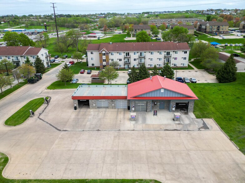 More Photos Of 875 Sherrylynn Blvd, Pleasant Hill Carwash For Sale