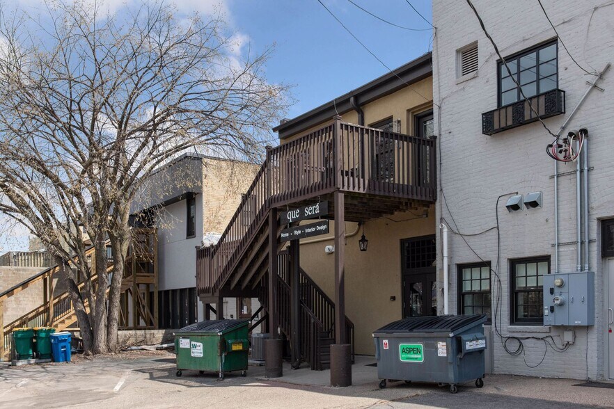 More Photos Of 244 Water St, Excelsior Storefront Retail Office For Lease