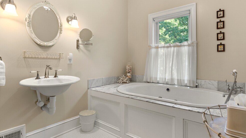 More Photos Of 4317 NY-23, Hudson Specialty For Sale