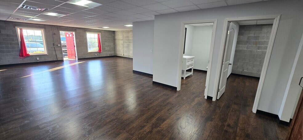 More Photos Of 3515 Central Pike, Hermitage Office For Lease