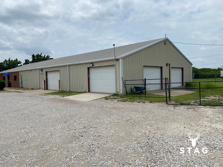 More Photos Of 5000 Energy Pl, Denton Industrial For Lease