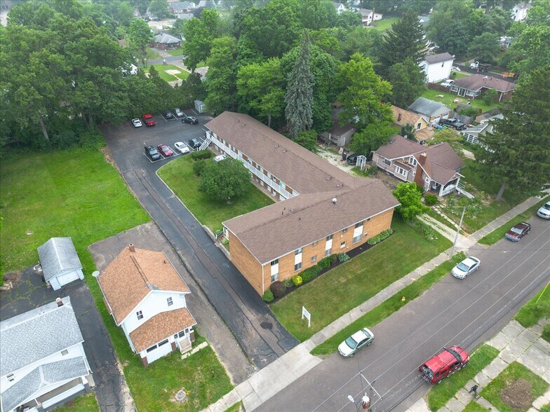 More Photos Of 2615 Ellet Ave, Akron Apartments For Sale