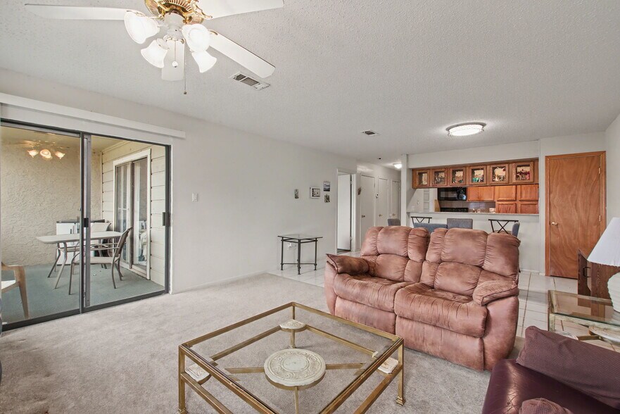 More Photos Of 604 Highcrest Dr, Marble Falls Specialty For Sale