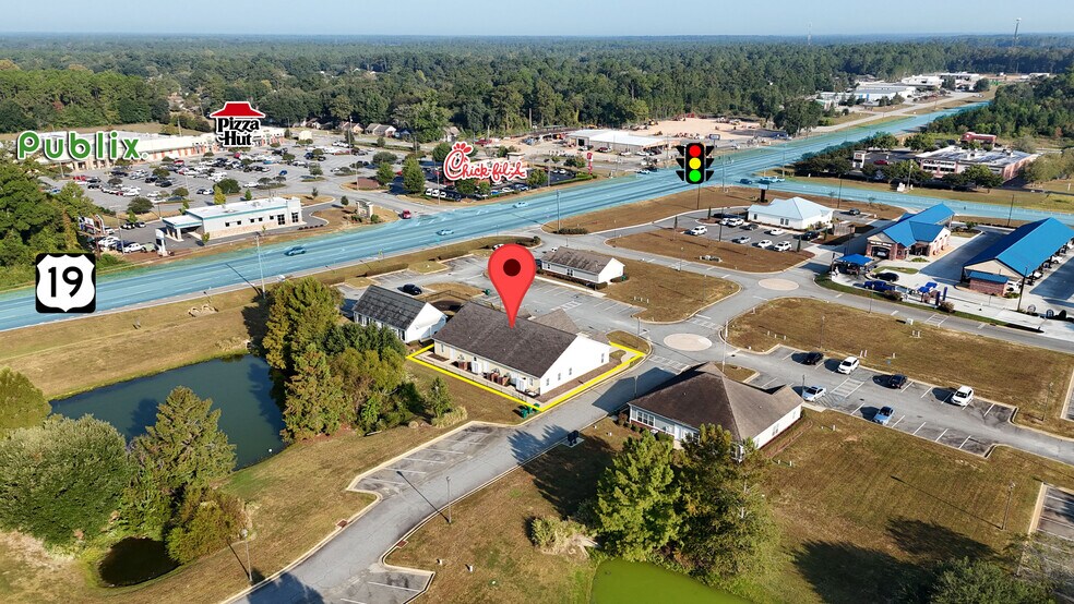 More Photos Of 1221 US 19 S, Leesburg General Retail For Lease