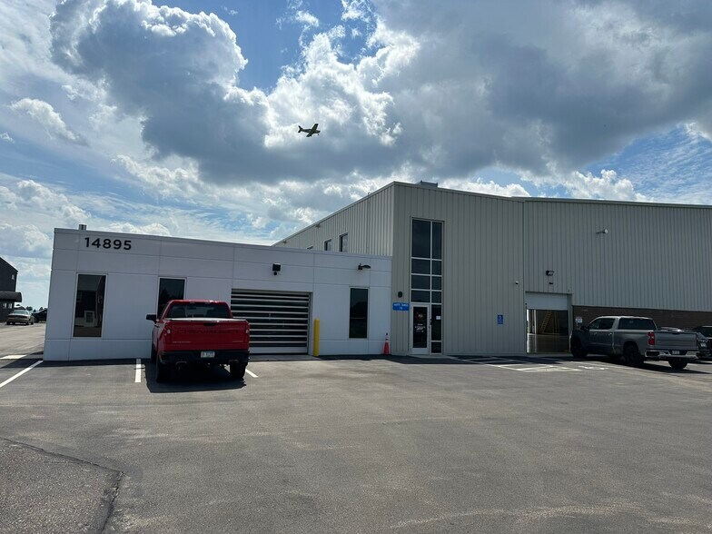 More Photos Of 14895 Pioneer Trail, Eden Prairie Airplane Hangar For Lease