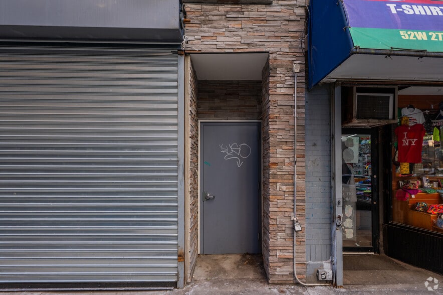 More Photos Of 50 W 27th St, New York Storefront Retail Office For Sale