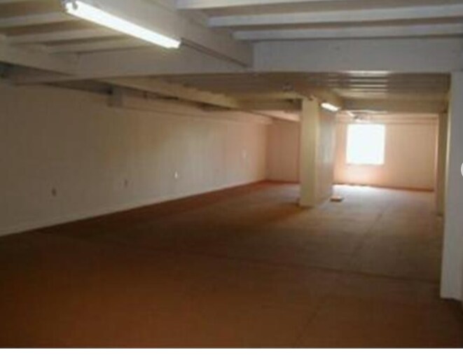 More Photos Of 181 S E St, San Bernardino Showroom For Sale