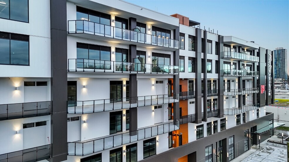 More Photos Of 8250 Manitoba St, Vancouver Flex For Lease