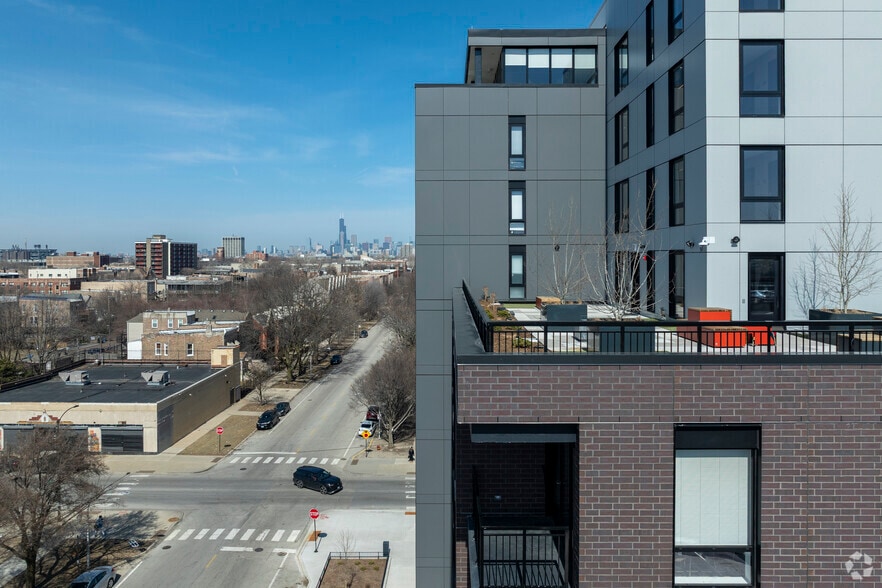 More Photos Of 4309 S Prairie Ave, Chicago Multifamily For Sale