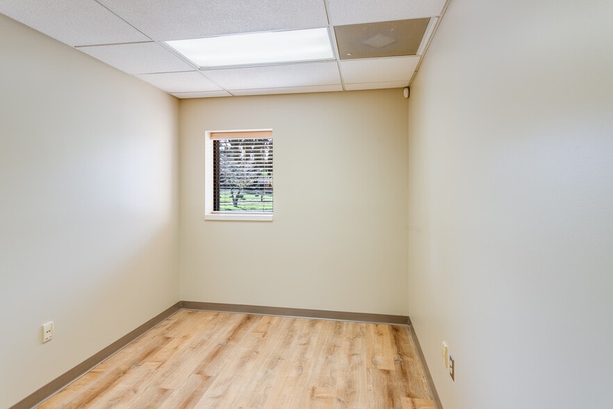 More Photos Of 138 N Main St, Canton Healthcare For Sale