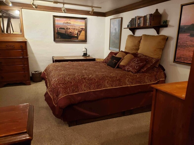 More Photos Of 500 Arendell St, Morehead City Hospitality For Sale