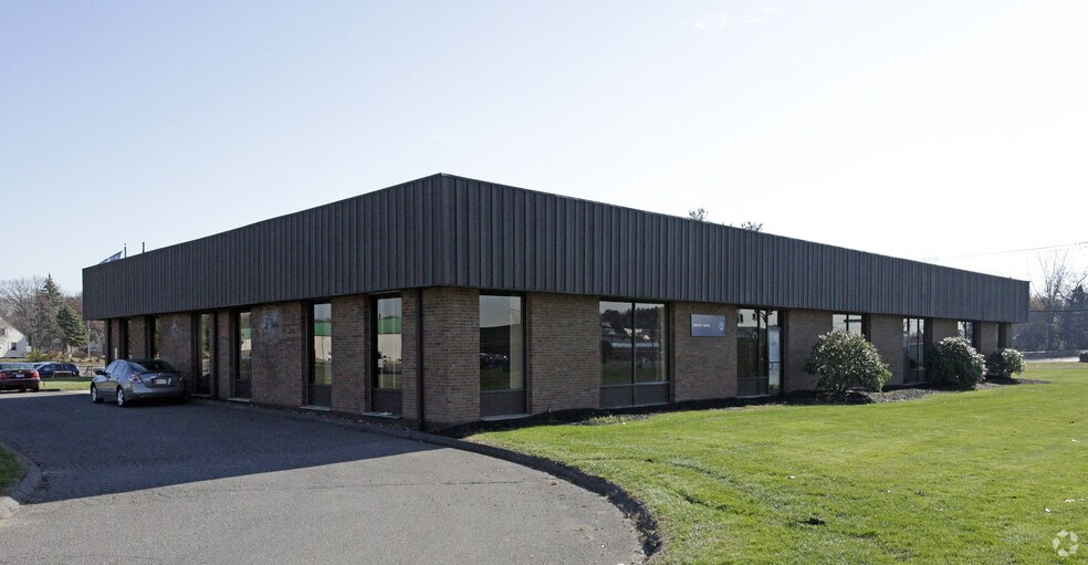 More Photos Of 1 Corporate Dr, Windsor Locks Office For Sale