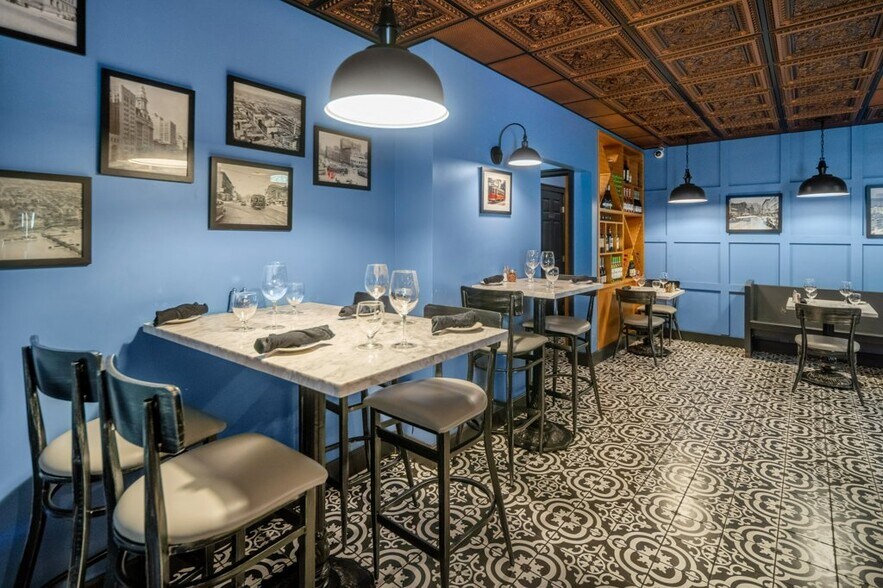 More Photos Of 340 Hamilton St, Albany Restaurant For Sale