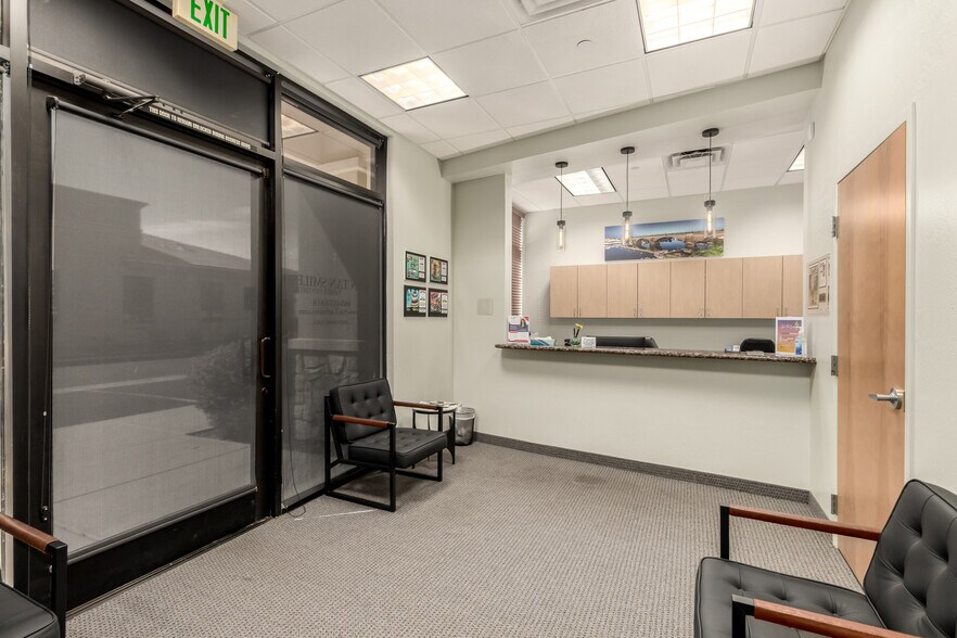 More Photos Of 1355 S Higley Rd, Gilbert Medical For Lease