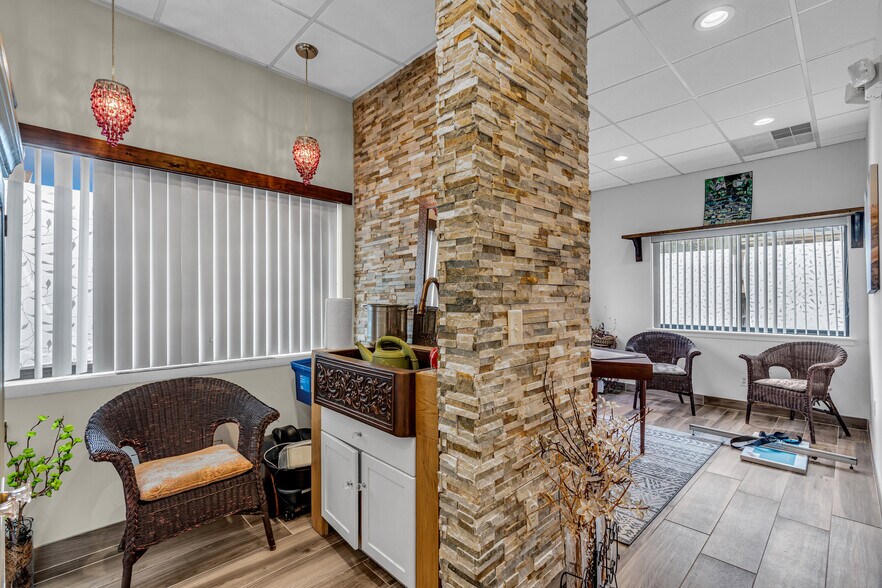 More Photos Of 301-303 Candlewood Cmn, Howell Medical For Lease