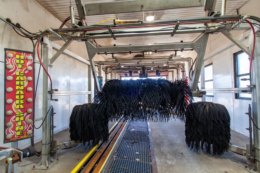 More Photos Of 1810 Opelika Rd, Auburn Carwash For Sale