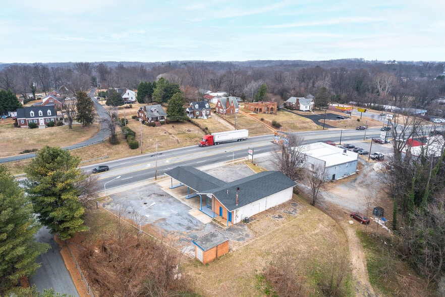 More Photos Of 4927 S Amherst Hwy, Madison Heights Specialty For Sale