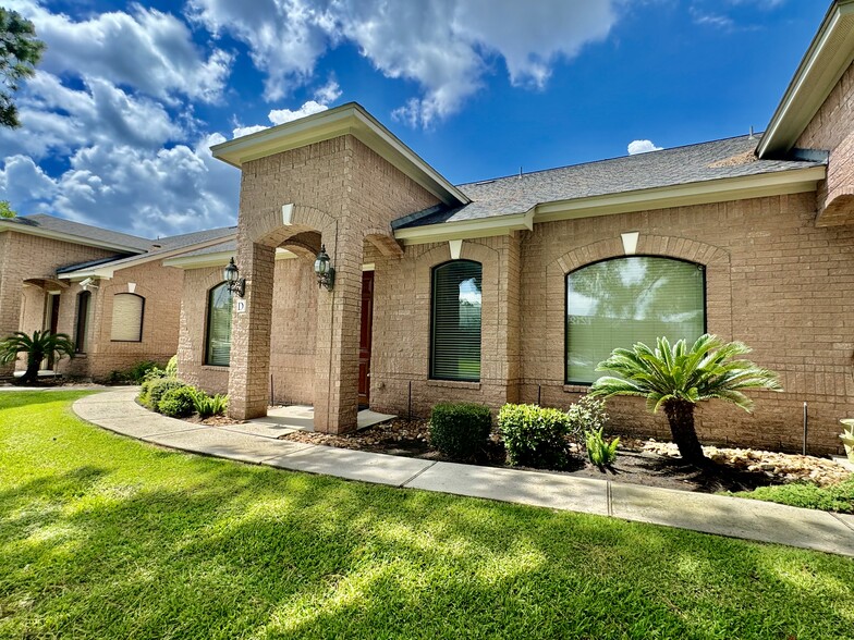 Primary Photo Of 11119 McCracken Cir, Cypress Office For Lease