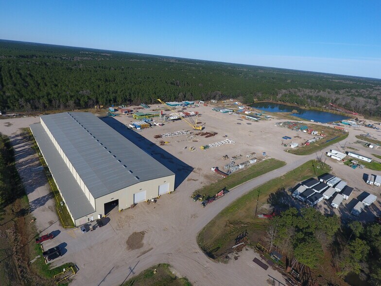More Photos Of 14737 Firetower Rd, Conroe Warehouse For Lease