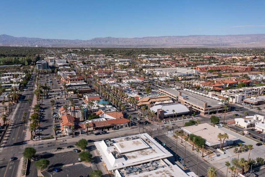 More Photos Of 262 S Palm Canyon Dr, Palm Springs Restaurant For Sale