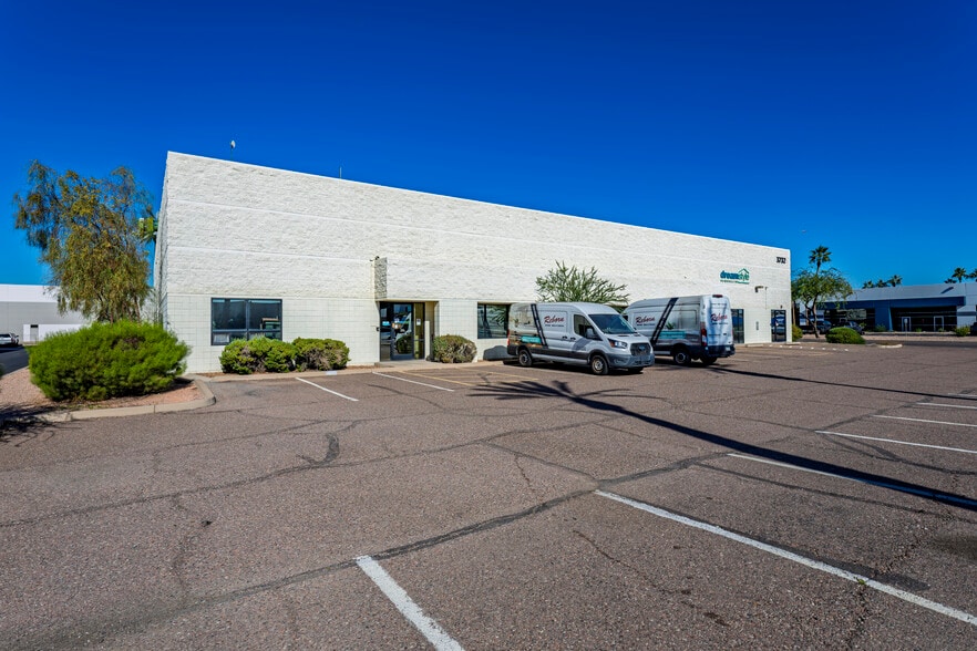 More Photos Of 3732 E University Dr, Phoenix Warehouse For Sale