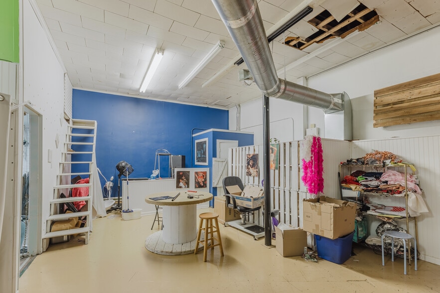 More Photos Of 221 W Lamar St, Americus General Retail For Sale