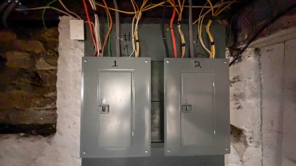 More Photos Of 278 Helen St, Cincinnati Apartments For Sale