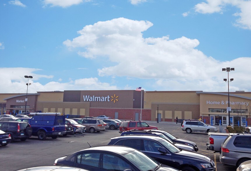 More Photos Of 475-507 Flatbush Ave, Hartford Unknown For Lease