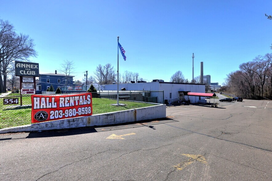 More Photos Of 560 Woodward Ave, New Haven Flex For Sale