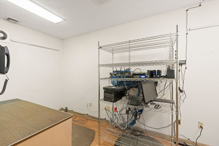 More Photos Of 1072 Main St, West Warwick Office For Sale